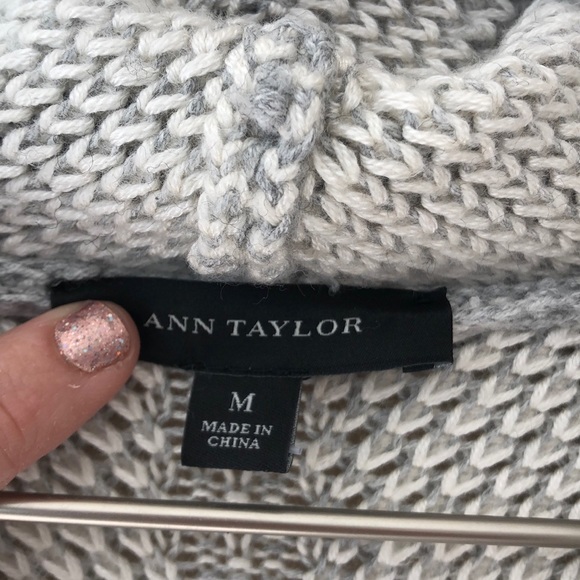 Ann Taylor long gray cardigan wool blend medium - Picture 3 of 6